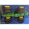 Image 8 : Huge John Deere R/C tractor, untested, missing battery holder and remote