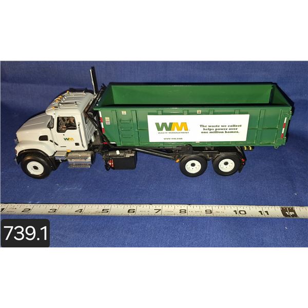 Large heavy diecast advertising dump truck, very detailed, near mint, 12 inches