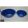 Image 1 : Set of 2 blue Pyrex mixing bowls, good shape