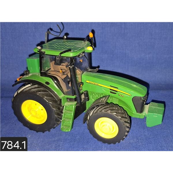 John Deere Ertl 7930 diecast tractor 1:16 scale