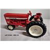 Image 3 : Vintage Die-cast Toy Tractor. International Farmall 544. Made in USA