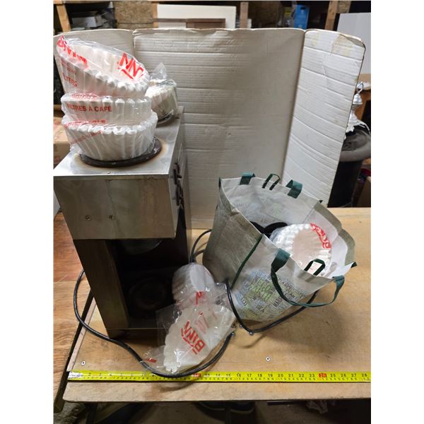 Braun Pour o Matic Coffee machine with Carafe and filters