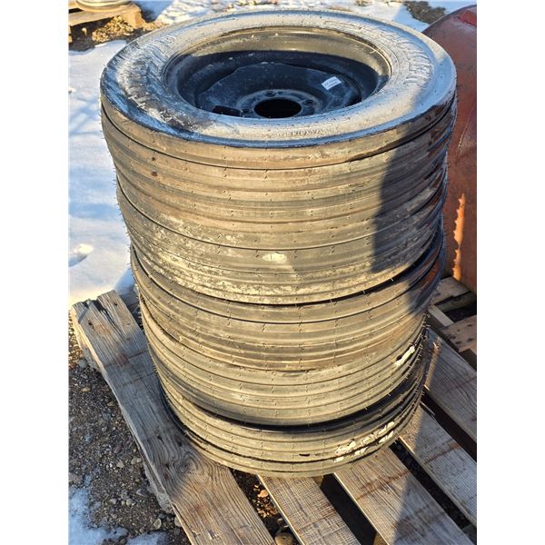 4 packer tires- 26/6.5-15