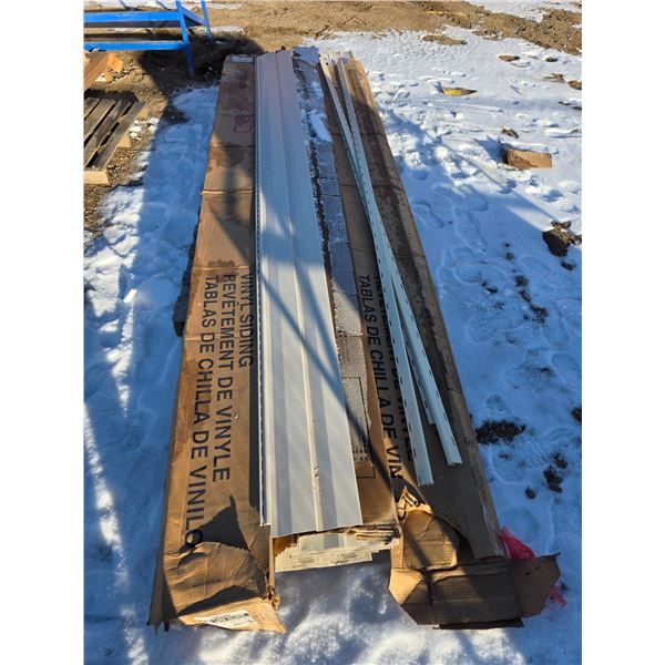 Lot of white vinyl siding- 12'L- approx 20 pieces