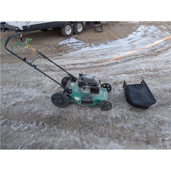 174cc Certified OHV Lawn Mower W/ Lawn Mower Bag (not tested)