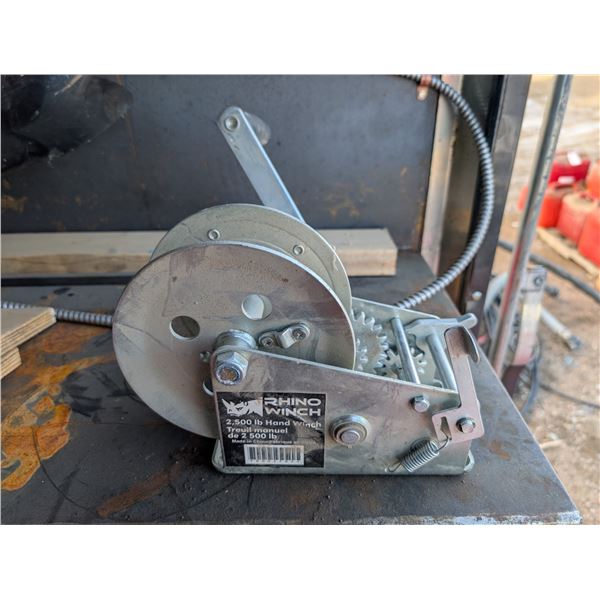 Rhino Winch 2,500 ILB Hand Winch