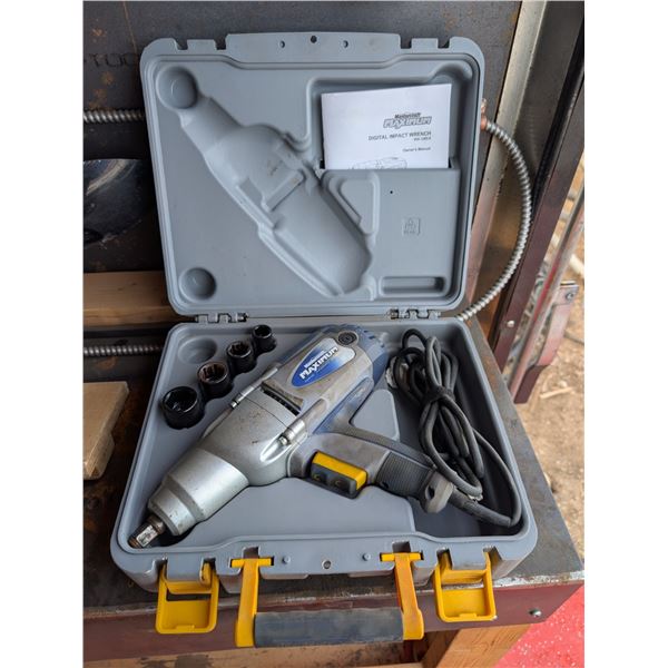 Master Craft Impact Wrench w/ Digital Display w/ Original case and Parts