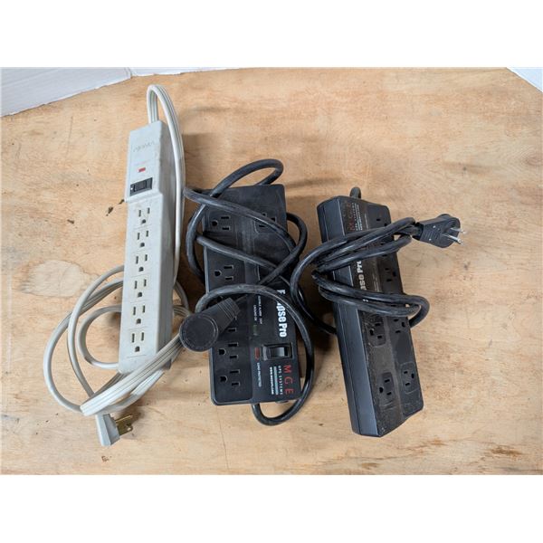 Box of Misc. Outlet Bricks (not Tested)