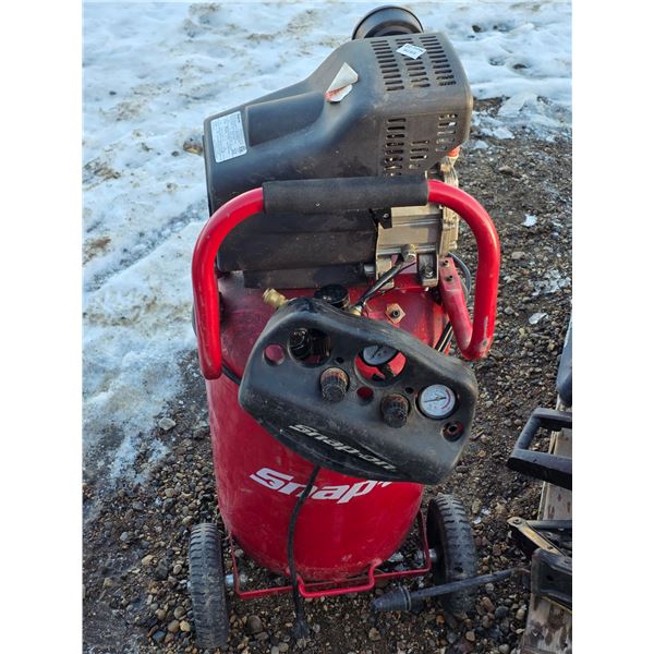 Snap on 20 gallon air compressor- works