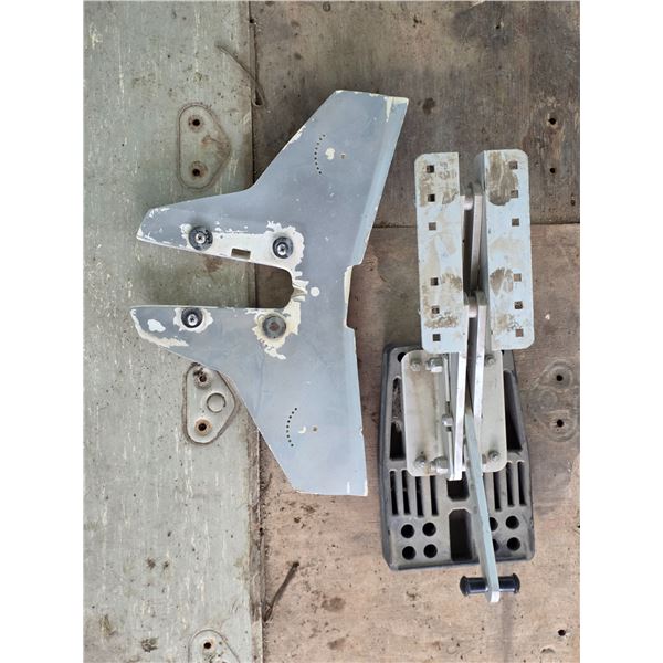 Boat motor attachment