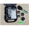 Image 5 : WAHL ELECTRIC HAIR CLIPPER with attachments and ANIMAL DOG/CAT BRUSH