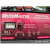 Image 4 : Motomaster BATTERY CHARGER