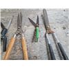 Image 2 : Lot of garden trimmers