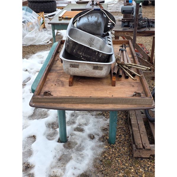 Misc sink parts, table legs and table