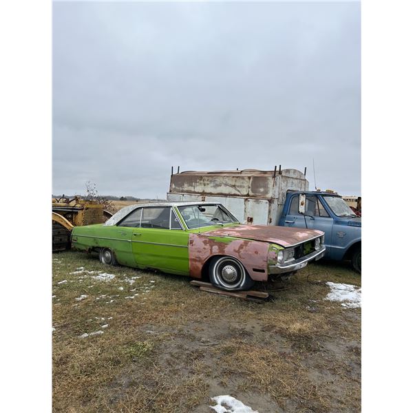 *OFF SITE, NO VIEWING, BID ACCORDING TO PICTURES* 1970 Dart Swinger, 2-Door Hard Top, Sublime Green 