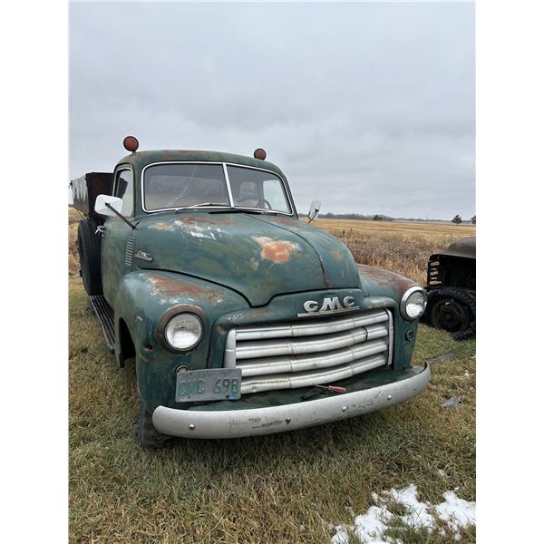 *OFF SITE, NO VIEWING, BID ACCORDING TO PICTURES* 5 Window GMC 3/4 Ton Truck, Was Running, Not Teste