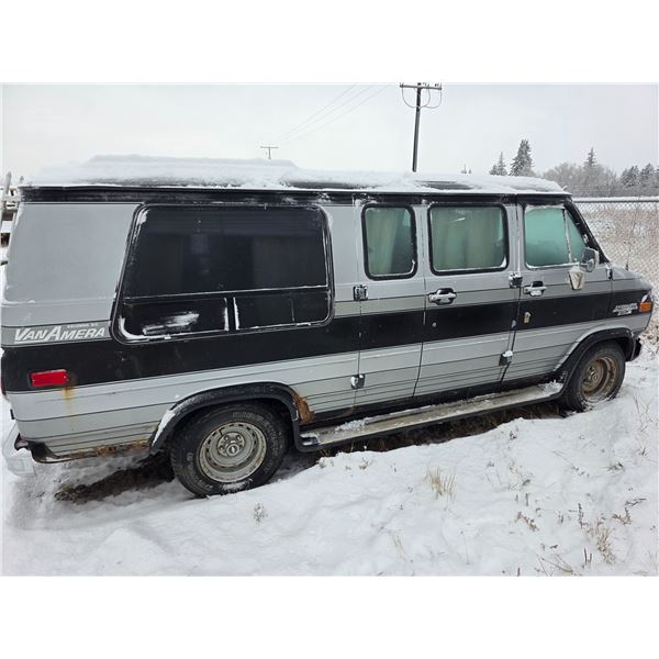 1987 Chevy van-VIN:2GBEG25K1H140438- not running- no keys