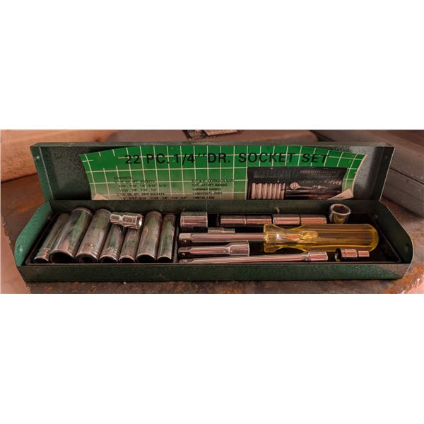 22 PC. 1/4" Dr. Socket Set