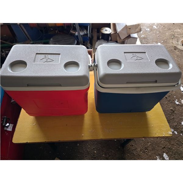 2 coolers- 25L