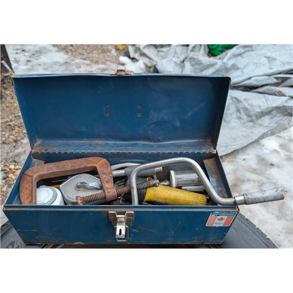 Vintage Master Craft Tool Box w/ Misc. Tool Items