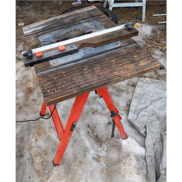 Black and Decker Type 6 5300 RPM Saw Table (not Tested)