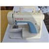 Image 1 : Singer sewing machine