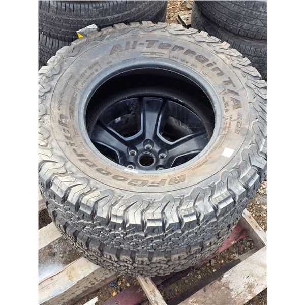 2 tires and 1 rim- LT255/60R18