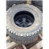 Image 1 : 2 tires and 1 rim- LT255/60R18
