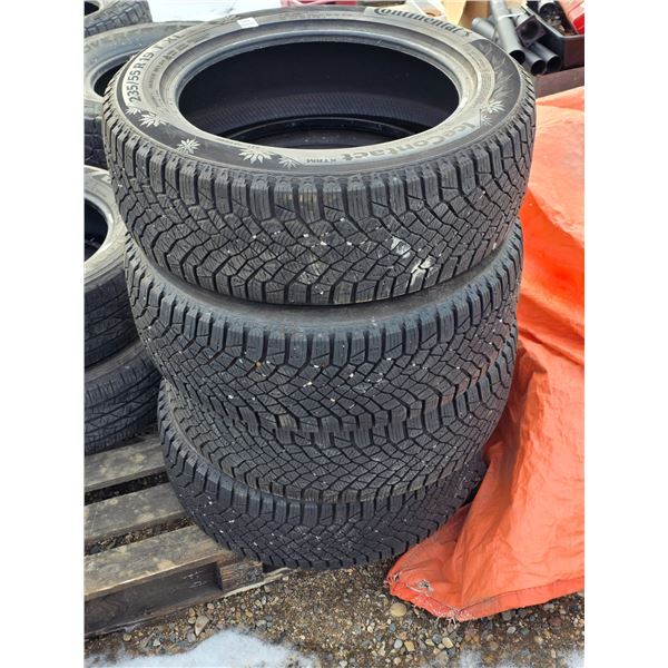 4 continental tires- 235/55R19