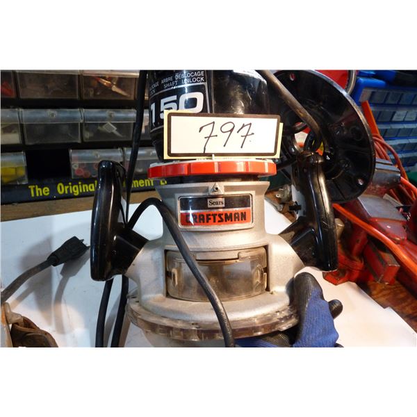 Craftsman router fixed base, w/bitsd