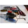 Image 1 : Assorted screwdrivers