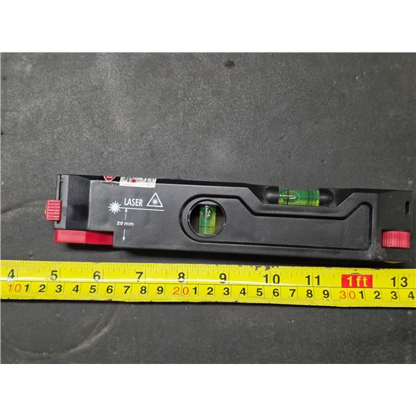 Laser level- works