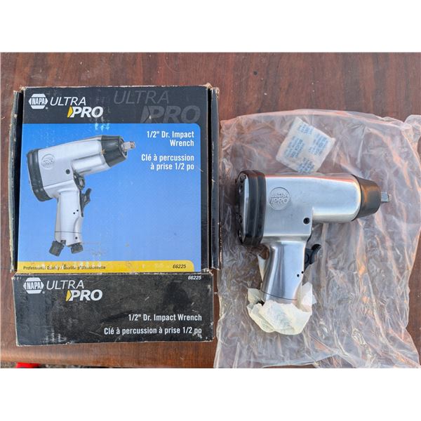 NAPA Ultra Pro 1/2" Dr.Impact Wrench w/ original Box (not Tested)