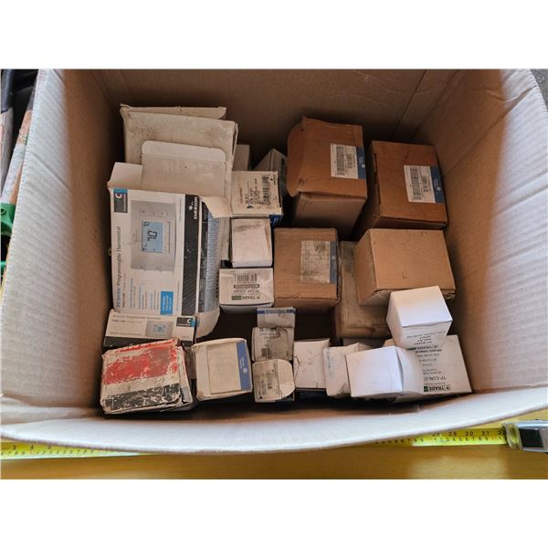 Lot of electrical componants