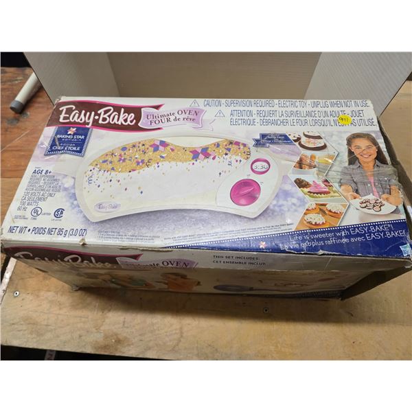 Vintage easy bake oven