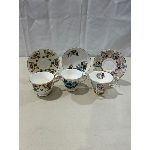 3 Vintage Queen Anne teacups and saucers