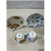 Image 2 : 2 Vintage Clarence & 1 Vintage Victoria teacups and saucers