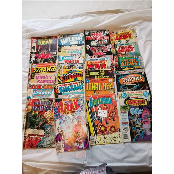 Lot  of  24 Vintage Action Comics