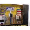 Image 2 : Service Station Accessory Set 1:18 Scale