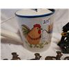Image 3 : Rooster Lot (Napkin Holder, Watering Can, Cast Iron Letter Holder)