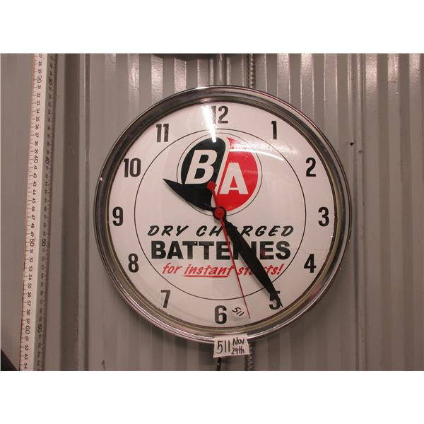 15" round B/A Batteries electri advertising clock (working)