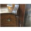 Image 10 : Quarter sawn oak lq curved glass China cabnet with shelves and key original finish
