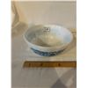 9" Pyrex bowl - Horizon Blue pattern