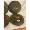 Image 3 : 4 Ford hub caps - 1945-1947