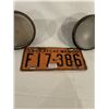 Image 2 : 2x vintage headlights and 1950 Saskatchewan license plate - 6" lens