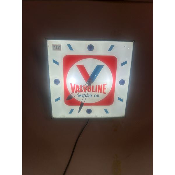 Valvoline motor oil advertising clock - original, Pam Clock Inc, 15"x15", working