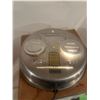 Image 9 : Watch Repairs clock - 14-1/2" across, working, original, Neon Ray Clock Comp., with original box