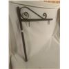 Image 5 : Wrought Iron vintage sign holder - 32"H x 29"W