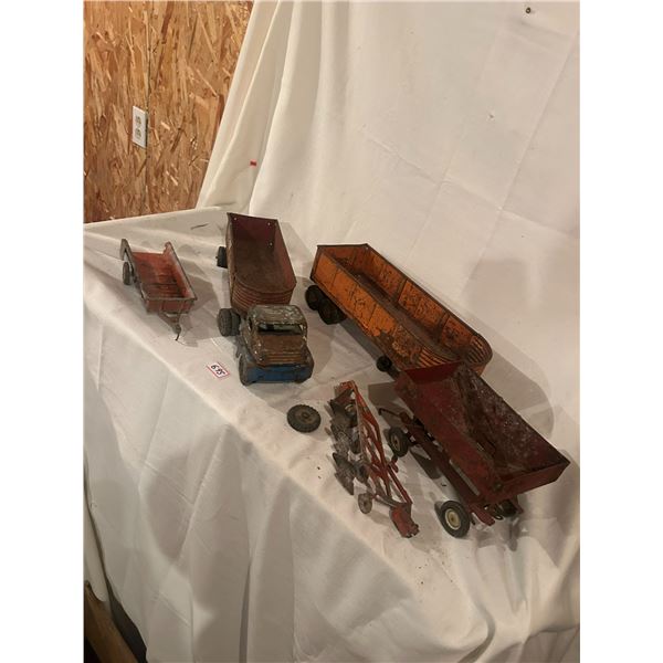 Lot of Vintage Toys - as found