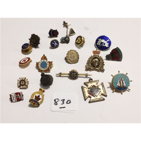 Lots of 20 Vintage Pins